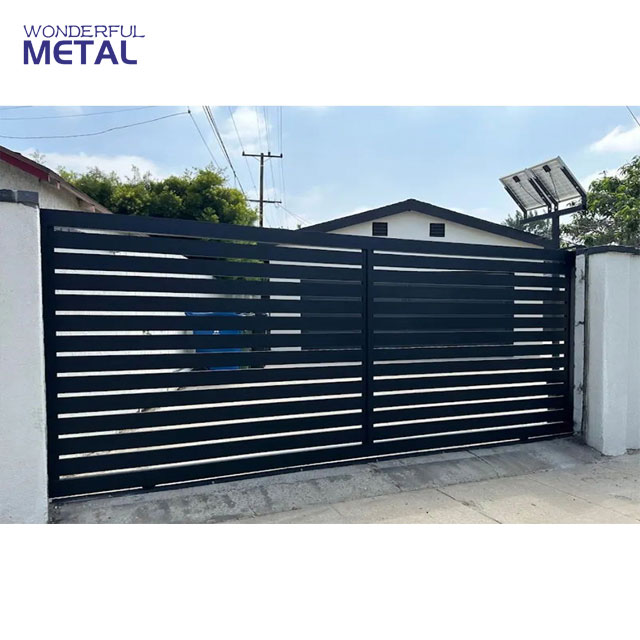 Aluminum alloy privacy fence