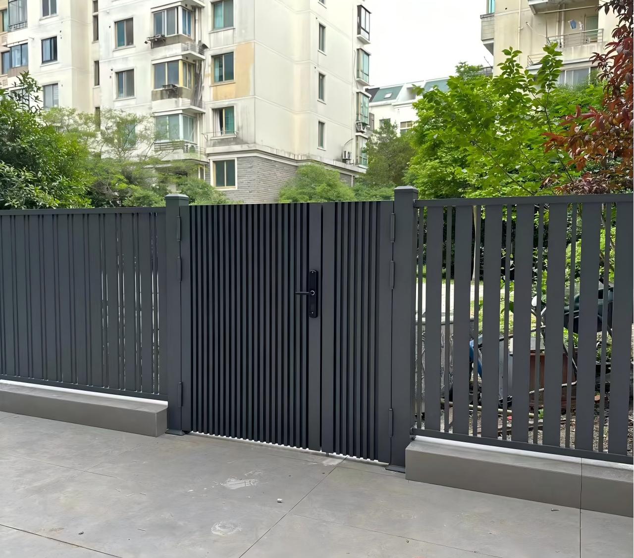 Aluminum Fence Modern Style Outdoor Rustless Anti-pest Vertical Backyard Decoration Aluminum Fence